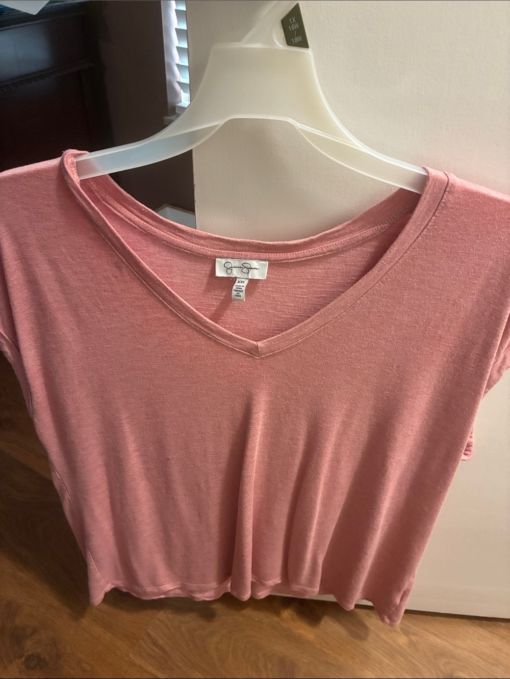 Jessica Simpson Mauve Pink V-Neck Short Sleeve Tee